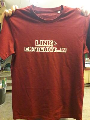T-Shirt Link Extremist_in rot