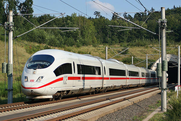 Vier statt zwei Gleise für die Rheintalbahn