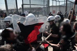 Protest und Polizeigewalt am Abschiebeknast Amygdaleza, 21. Februar 2015