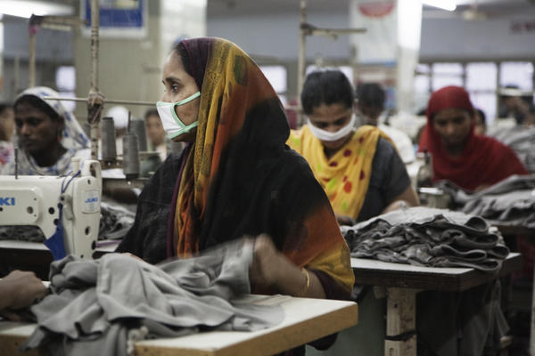 Textilarbeiterinnen in Bangladesh