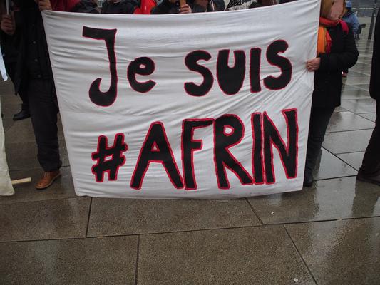 Demonstration gegen den türkischen Angriff auf Afrin