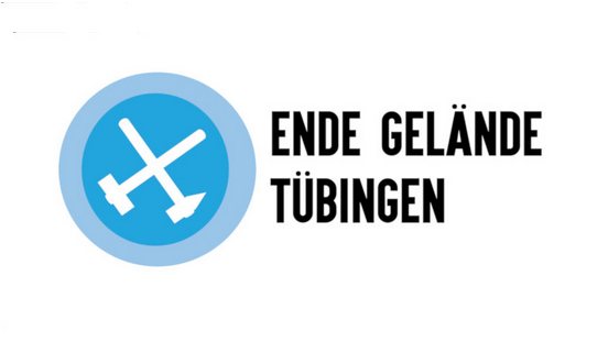 Logo (gekreuzte, nach unten hängende Hämmer) und Schriftzug von Ende Gelände Tübingen