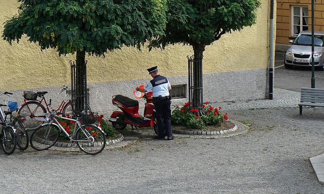 Bad Waldsee, Ba-Wü: Polizeibehörde stellt Ordnungswidrigkeit fest
