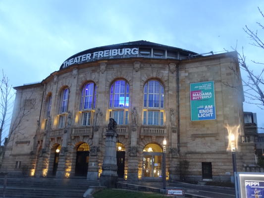 Das Stadttheater Freiburg führt eine kolonial-rassistische Oper auf