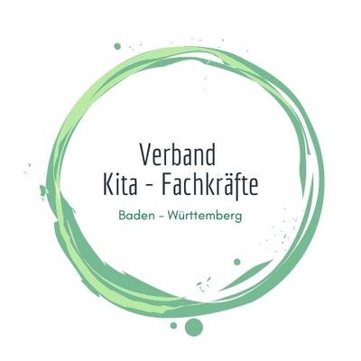 Das Logo des Verbands Kita-Fachkräfte Baden Württemberg ist ein grüner Kresi mit dem Namesschriftzug