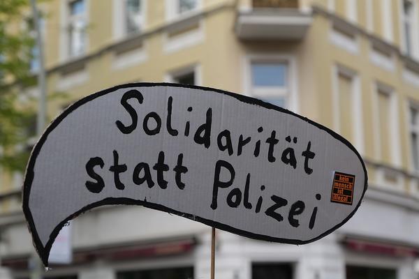 Solidarität statt Polizei