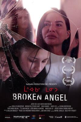 das Filmplakat von Broken Angel mit Sera-Lys McArthur und Brooklyn Letexier-Hart - wir sehen sie in einem zersplitterten Spiegel. Die Schreibweise ist auch in indigenen Lettern