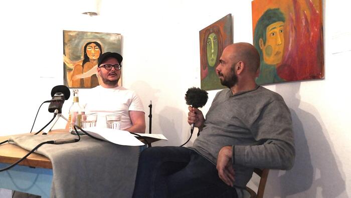 Gescheiterte Utopie? - Tobias Lambert (li.) bei der Vorstellung seines Buches in Freiburg 