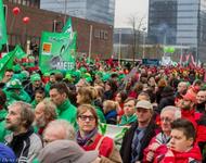 Massendemonstration in Brüssel mit über 100.000 Teilnehmenden