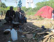 Sudanesische Geflüchtete im "Jungle" von Calais