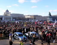 Demonstrationen gegen die rechte Regierung von Kanzler Kurz wie hier am 17.12.2017 gibt es nicht erst seit dem Ibiza Video