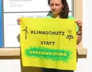 Greenpeace  gegen Greenwashingaktion vor Büro A. Schwab CDU EP-Abgeordneter