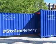 Wanderausstellungs Container  #StolenMemory auf Platz der Alten Synagoge in Freiburg