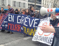Demo in Paris gegen die Renten“reform“ am 7. März 2023: Eltern & Lehrkräfte im Streik, um nicht bis zum Tod zu arbeiten (Foto Bernard Schmid)