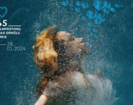 Das Plakat zum diesjährigen Filmfestival Max Ophüls: Eine Frau unter Wasser. links ein blaues Herzchen, die 45. Ausgabe findet vom 22. - 28. 01. 24 statt