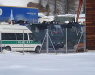 Deutsche Polizei + Gerät 2008 beim WEF in Davos (Schweiz); Foto: Indymedia